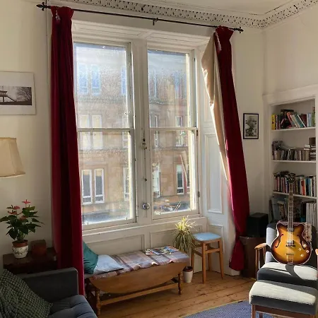 Queens Park Retreat Stylish Southside *