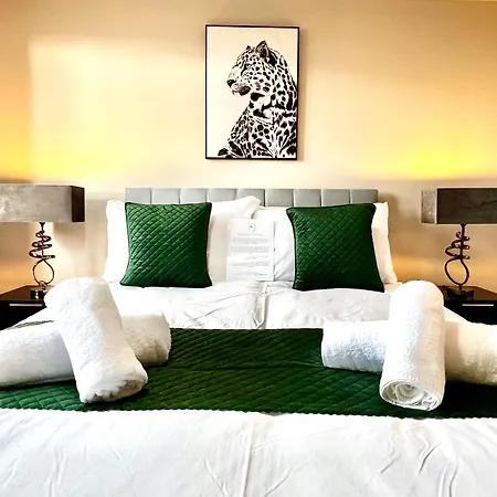 Daire The Canal Retreat - 2-bed & Parking *