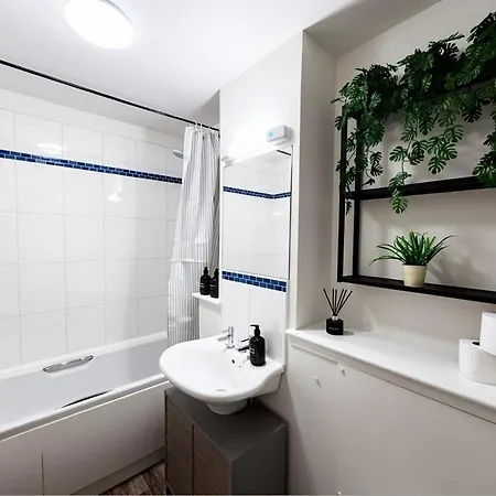 公寓 Cosy Base With Free Parking & En-suite 格拉斯哥