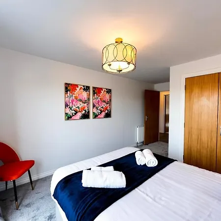 Apartament Cosy Glasgow Base With Free Parking & En-Suite