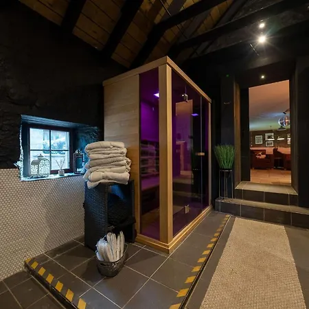 The At Barraston Farm Holiday home *
