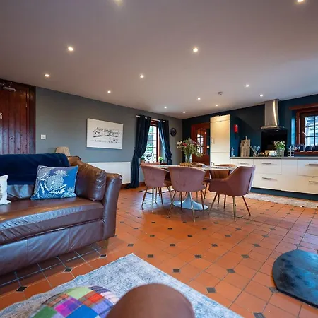 Barraston Farm Holiday home *