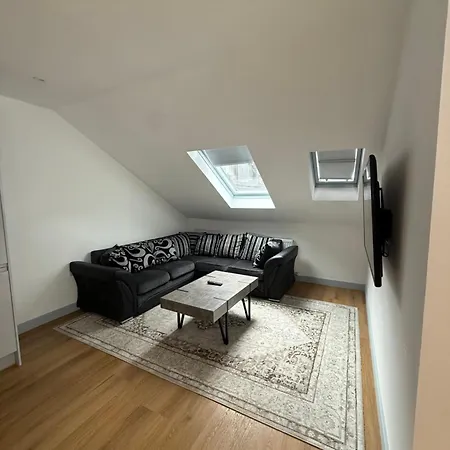 4 Bedroom In Centre 아파트