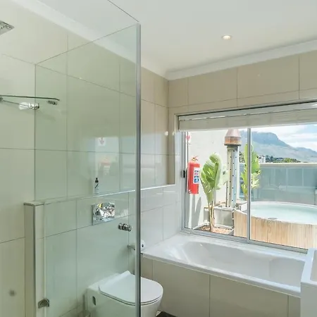 Argyle Camps Bay - Pool 5 Min Walk To Hot Tub *