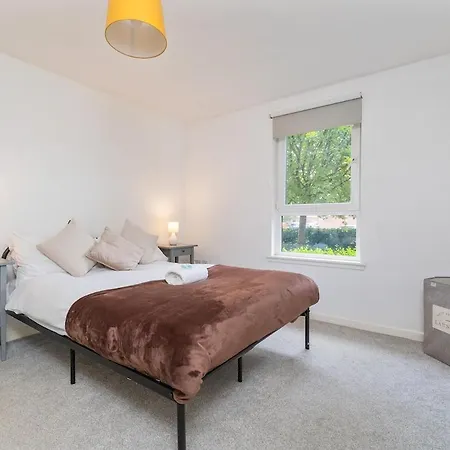Apartament Spacious 2br Springfield Flat With Free Parking *