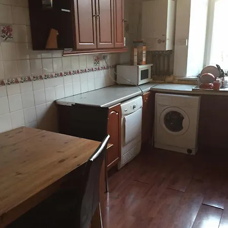 Basic Three Bedroom Flat West End *