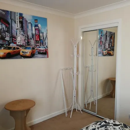 Apartamento Basic Three Bedroom Flat West End Glasgow