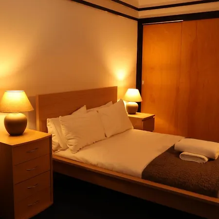 Apartment Stylish In George Square Glasgow