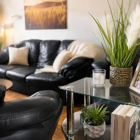 아파트 2br Sleeps 4 글라스고