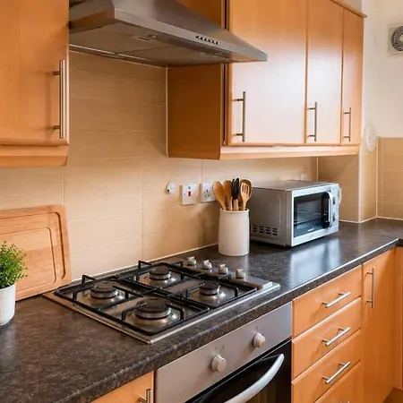 아파트 2br Sleeps 4 *