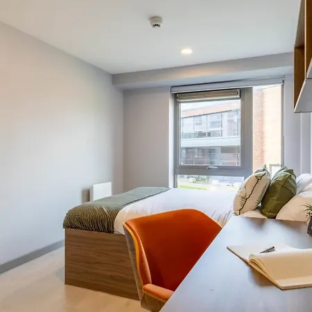 Apartament For Students Only Scotway House In *