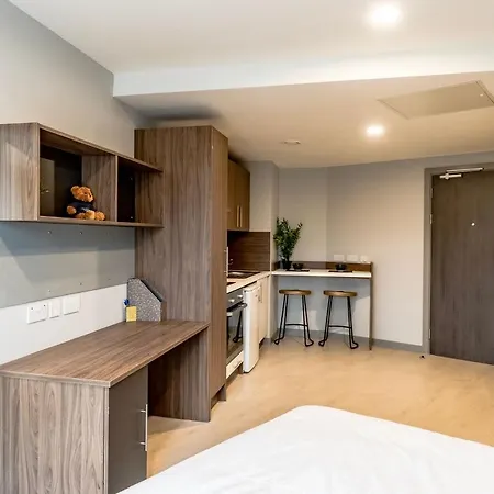 Apartament For Students Only Scotway House In *