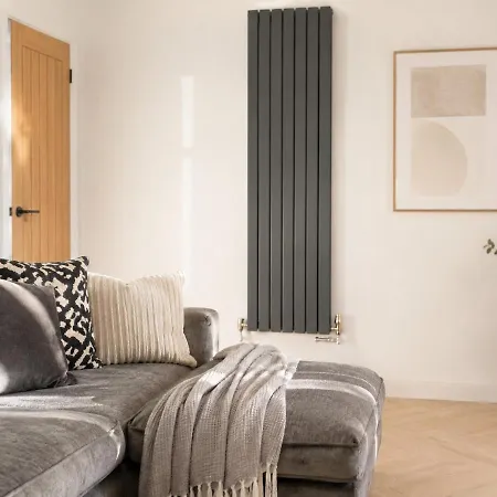 4 Bed House, Large Driveway, Discounted Long * Glasgow