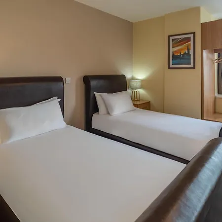 Szálloda Britannia 3*