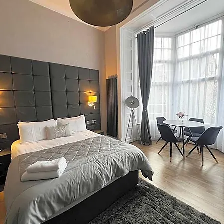 Aparthotel Amani - Centre 4*