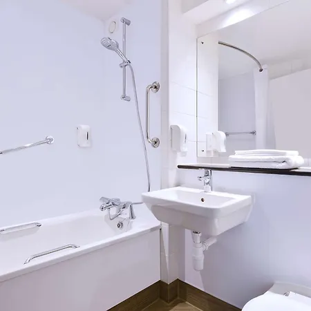 Travelodge Queen Street Glasgow