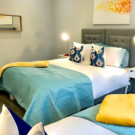 Byevo Almar - Close To And Airport - Perfect For Contractors Or Large Groups Hébergement de vacances *