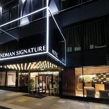 호텔 Sandman Signature