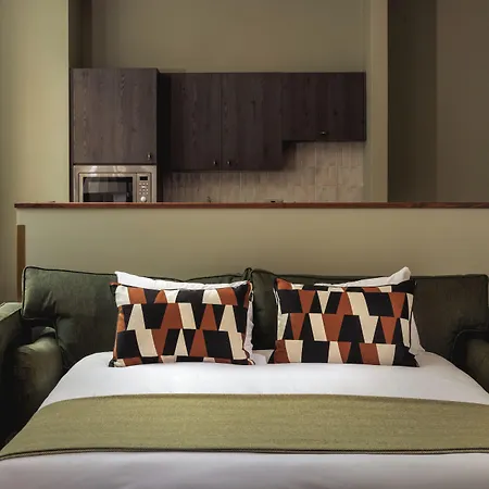 Native Aparthotel 4*