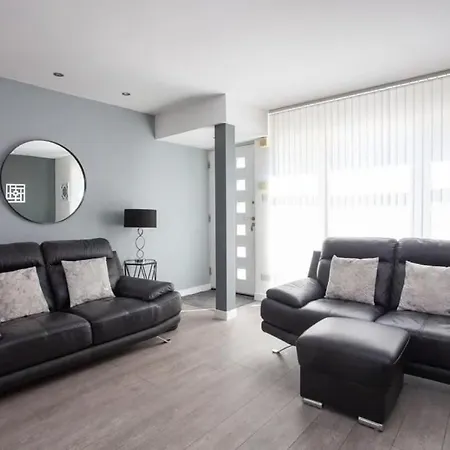 Southside Flat With Private Garden! *