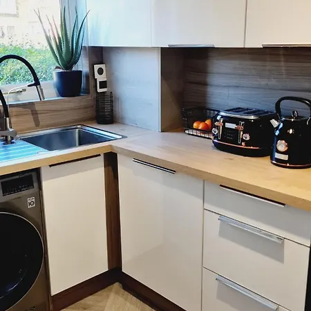 Beautiful 2Bedroom House With Garden Semesterbostad Glasgow