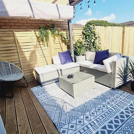 Beautiful 2Bedroom House With Garden Semesterbostad Glasgow