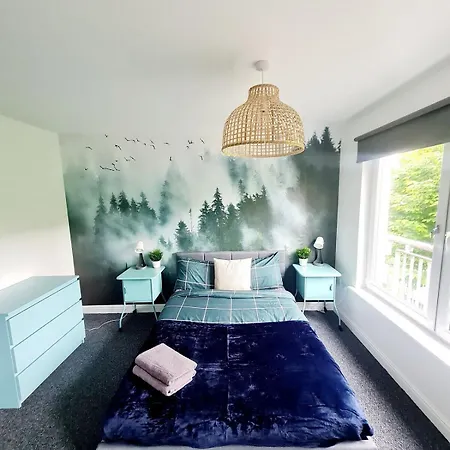 Сasa de vacaciones Spacious 5BR house Glasgow