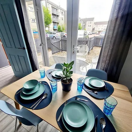 Сasa de vacaciones Spacious 5BR house Glasgow