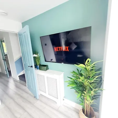 Сasa de vacaciones Spacious 5BR house *