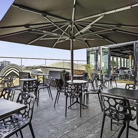 Radisson Red Hotel, 4*