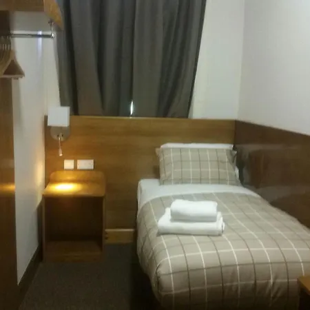 Hotel Douglas 3*