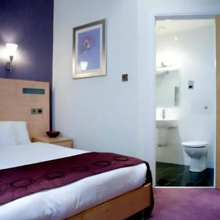 Artto Hotel