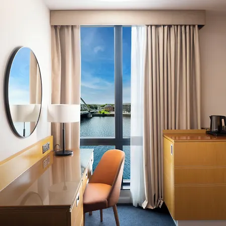 Hotel Hilton Garden Centre 4*