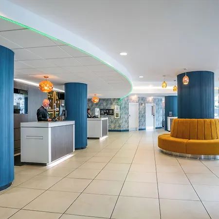 Novotel Centre