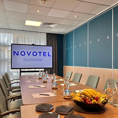 Novotel Centre Отель