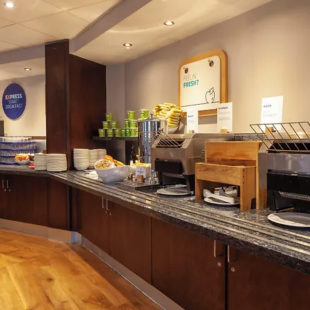 Hotel Express Theatreland By Ihg 3*