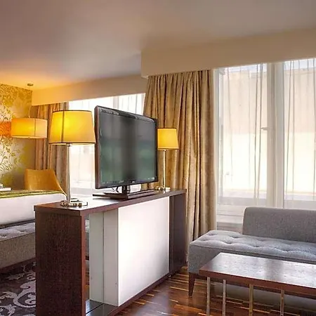 Hotel Indigo By Ihg 4*