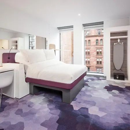 Yotel فندق 4*