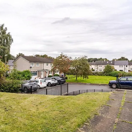 Single Bedroom In Quiet Neighbourhood