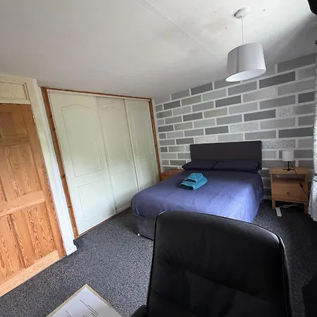 Habitación en casa particular Double In Fully Equipped - B