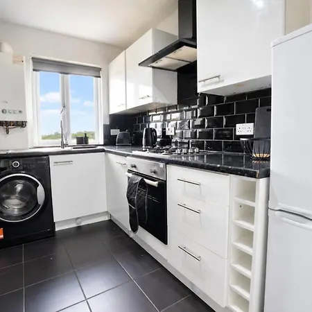 Gorgeous 2 Bdr In - Sleeps 4 - Free Parking * Glasgow