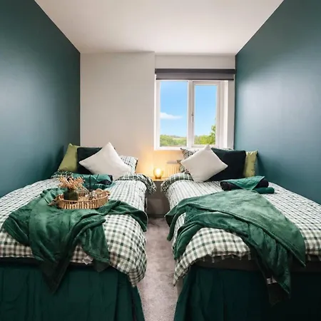 Gorgeous 2 Bdr In - Sleeps 4 - Free Parking * Glasgow