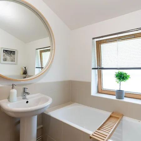 Lochburn House - Garden, Parking&stylish 3br Ferienhaus