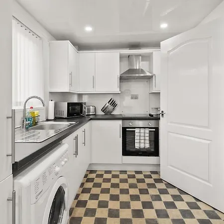 Cosy East 2 Bed East End House Glasgow