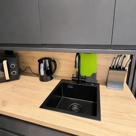 Apartamento 6 Bed, Free Parking, Fully Renovated *