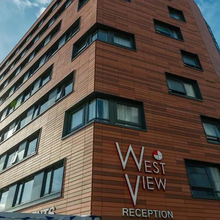 For Students Only - West View In Apartamento *