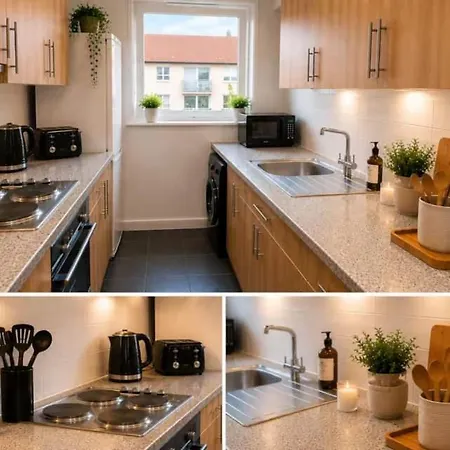 Apartment 2 Bedroom, Location