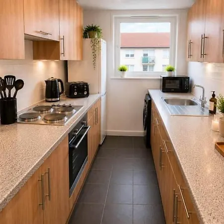 Apartment 2 Bedroom, Location Glasgow