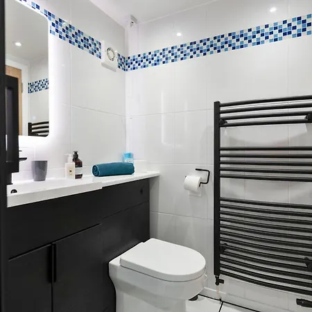 Apartamento Centre Nr Station Private Parking