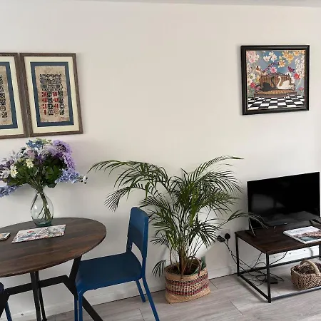 Kennedy Path 1 Bedroom